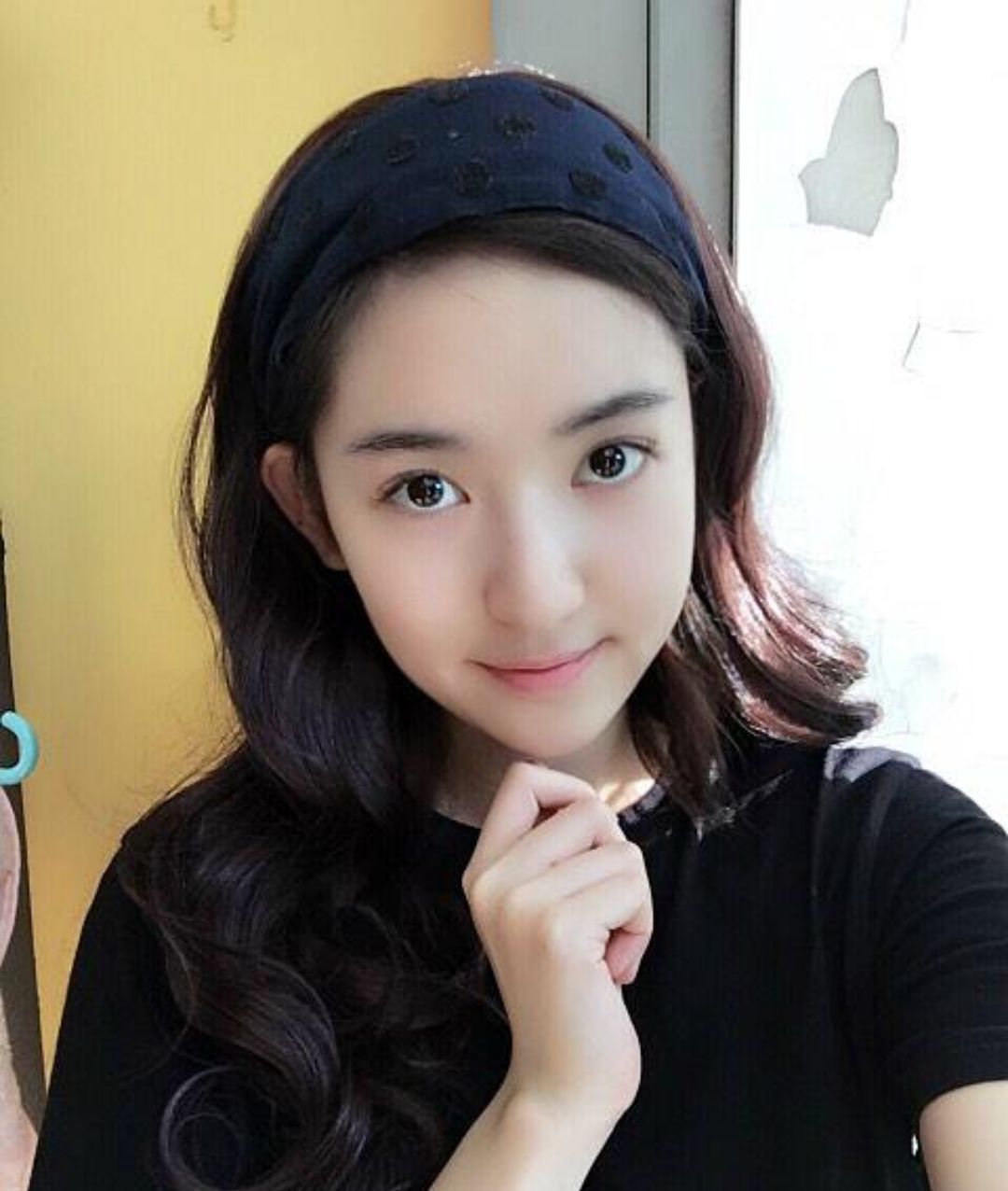 最具潜力的新生代小花白裙少女中国女演员王玉雯