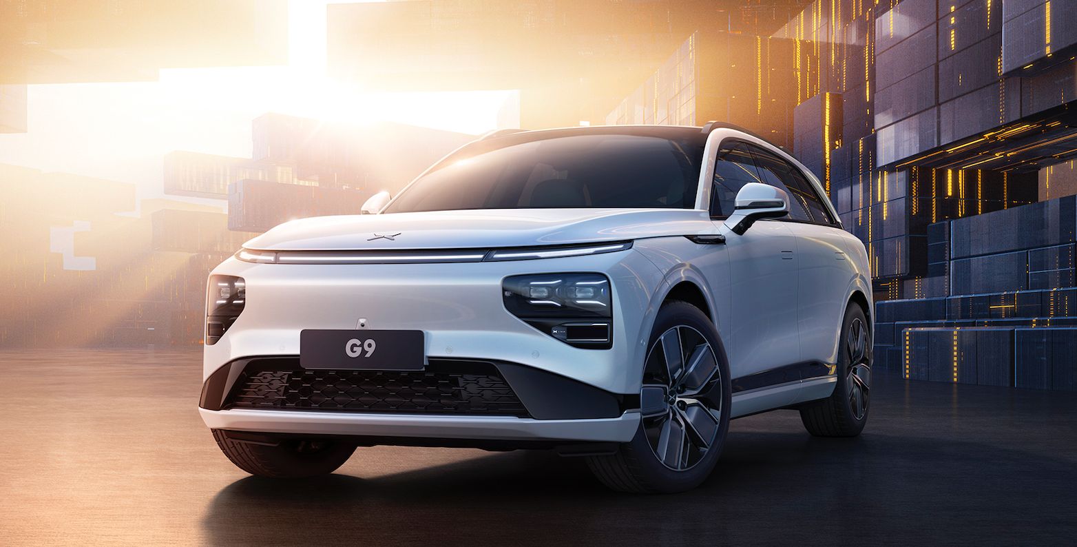 预计售价30万元小鹏全新中大型suvg9亮相充电5分钟续航200km