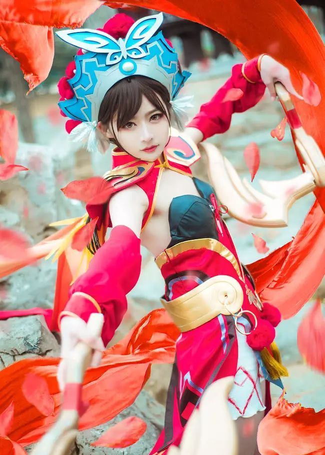 王者荣耀cos:霸王别姬 虞姬 颜值没得说~_高清图集_新浪网