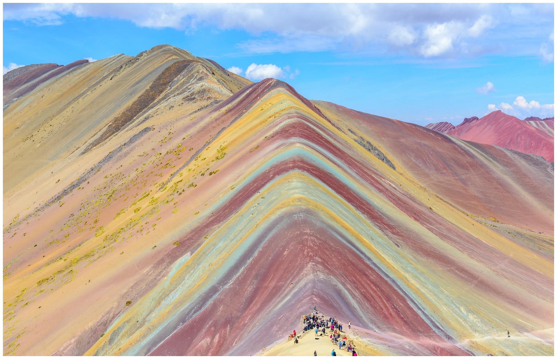阿根廷的巴塔哥尼亚潘帕斯高原吞云吐雾的菲茨罗伊山智利的摩艾石像