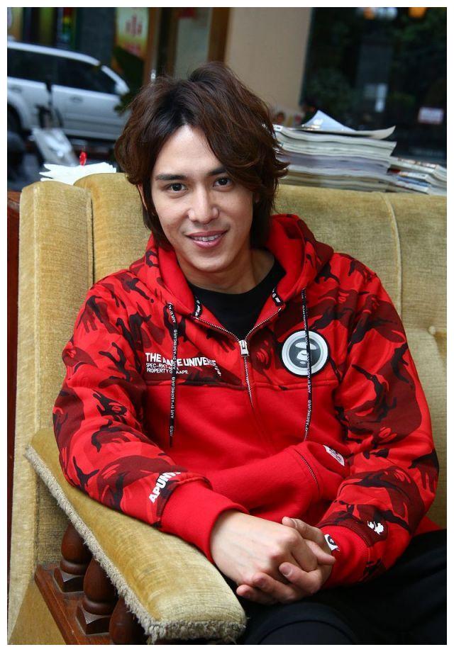 王思聪也不敢碰的演员,被称为"黑道太子爷"|陈楚河|陈启礼|黑道_新浪