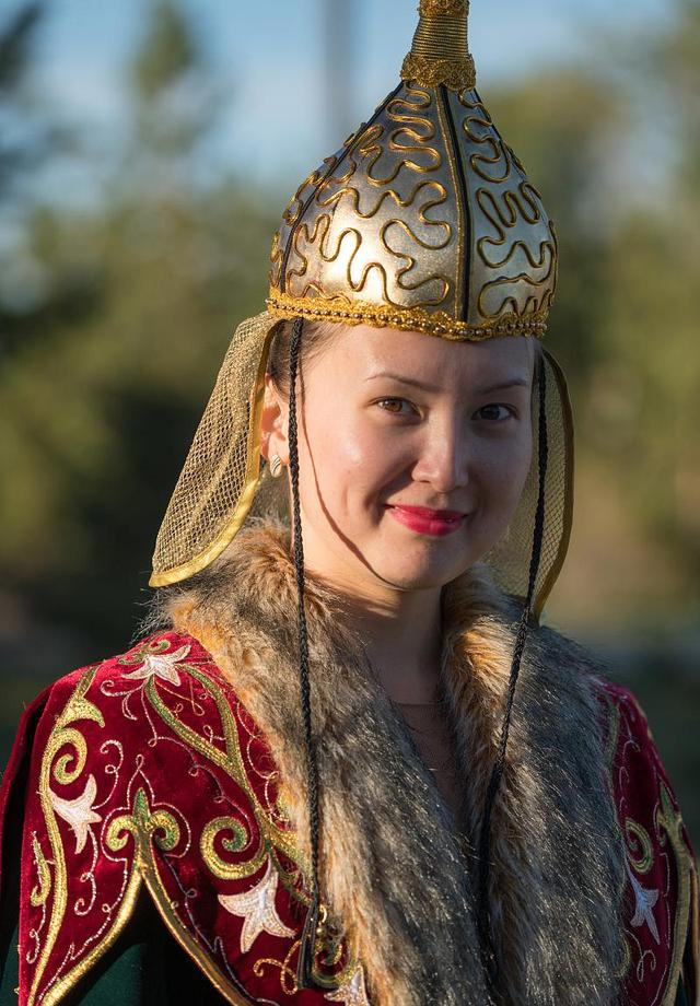 走了80年弯路,外蒙古现在恢复使用回鹘体蒙古文,但没那么容易