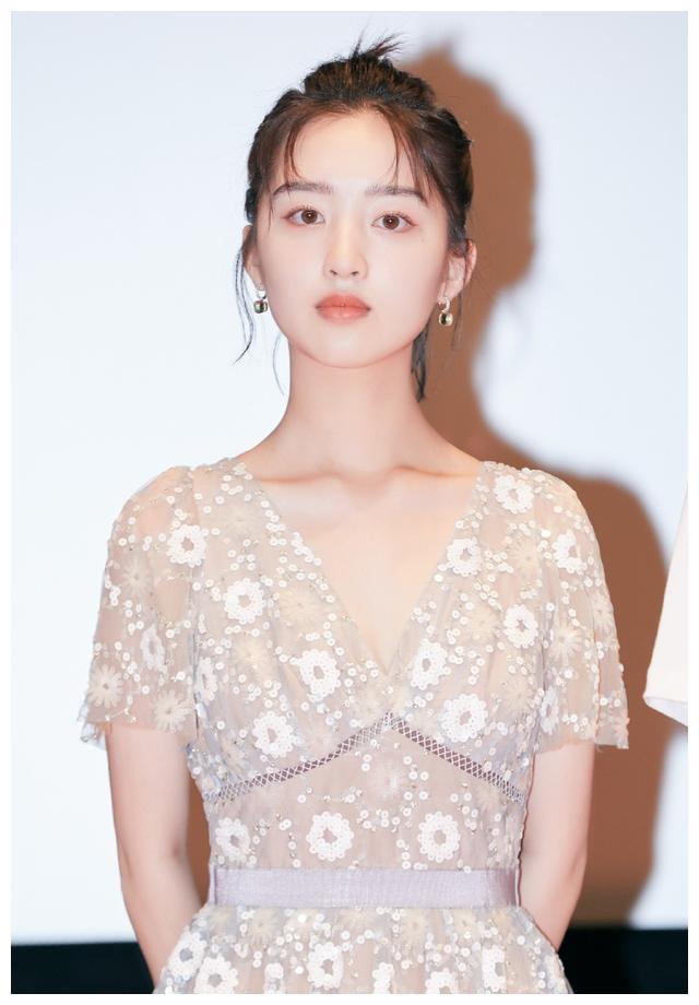 盘点8位00后女演员谁最受欢迎谁的星途最灿烂