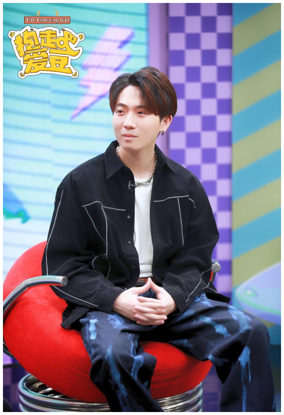 说唱歌手肖恩恩与吴亦凡合作新歌 曾收到粉丝情书__财经头条