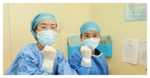 无论病情如何,这个时候她们都是小公主,永远是快乐的休闲区蓝鸢梦想 - Www.slyday.coM 无论病情如何,这个时候她们都是小公主,永远是快乐的休闲区蓝鸢梦想 - Www.slyday.coM