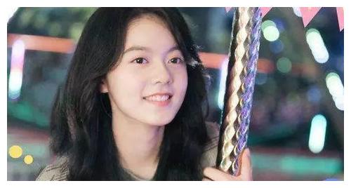 原来“赵今麦”只是艺名，当看到她的真名后，一般人真的不会读！休闲区蓝鸢梦想 - Www.slyday.coM