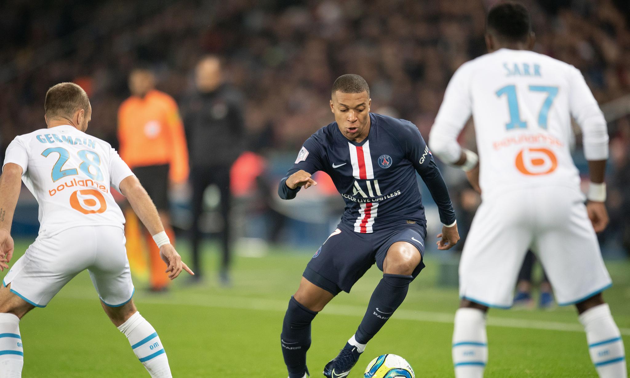 足球——法甲:巴黎圣日耳曼胜马赛