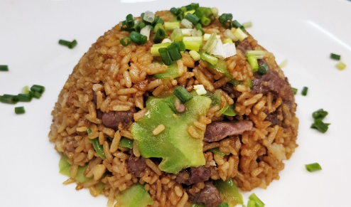 家常版牛肉苦瓜炒饭晒晒我的拿手菜