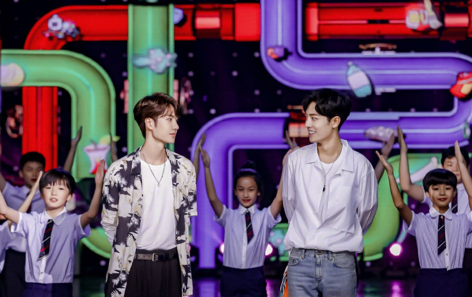 肖战王一博再亮相快本看清合体方式粉丝沸腾了