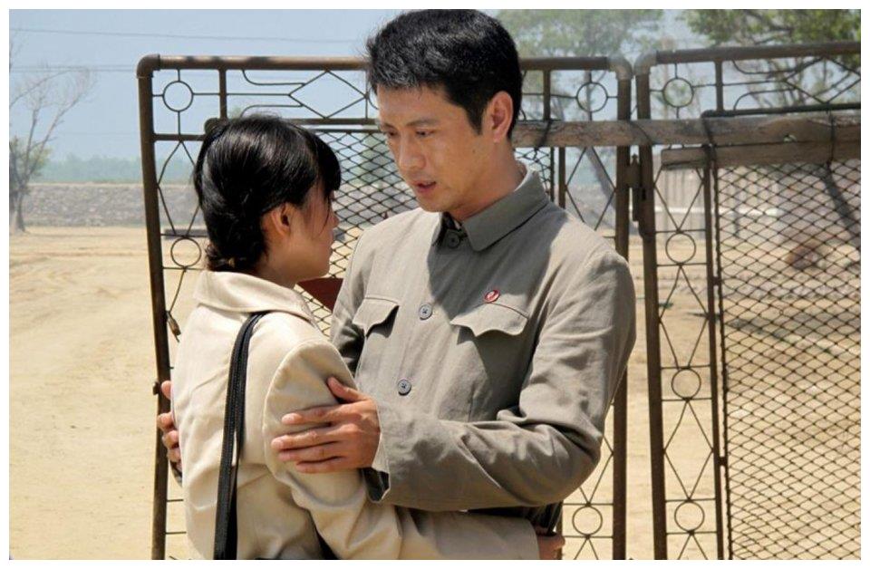 他出道被名导赏识,妻子为他做家庭主妇,演戏多年却没名气|王同辉|主妇