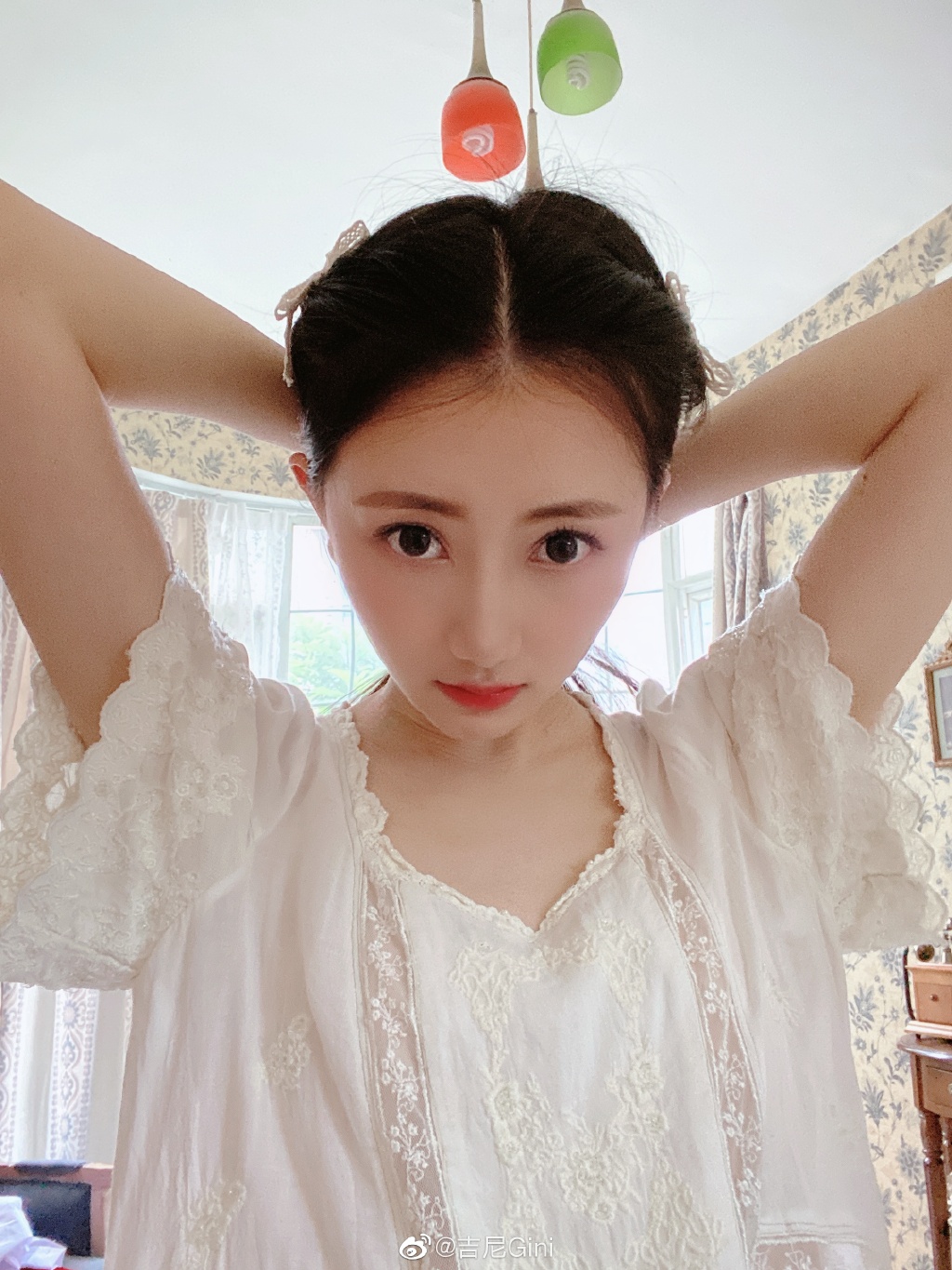 王者荣耀美女解说吉尼gini迷人写真美照欣赏