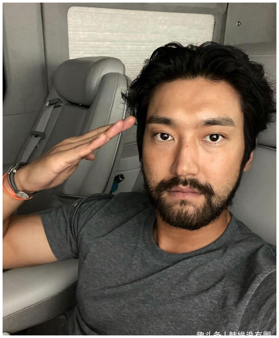 superjunior崔始源:剃掉络腮胡,重回"花美男"行列|崔始源|络腮胡|胡子