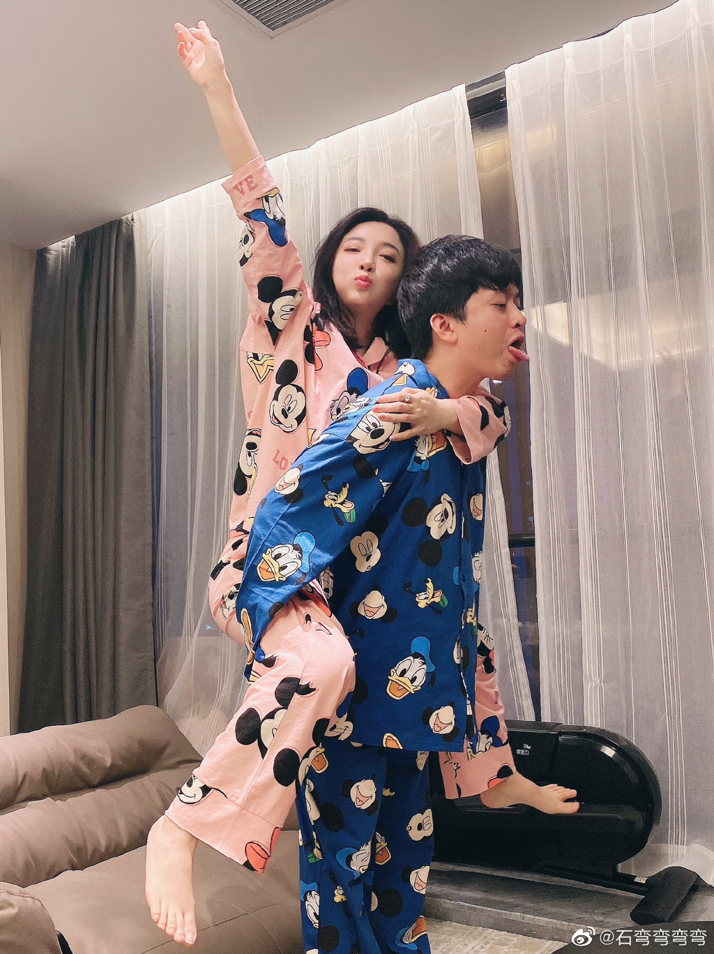 网红美女模特石弯弯弯弯迷人写真美照好看啊