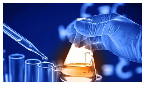 牛顿为何比爱因斯坦牛，巨人的肩膀提供了帮助，但也引起了质疑休闲区蓝鸢梦想 - Www.slyday.coM