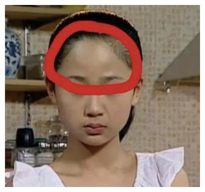 据玄学总结,拥有伏犀骨的人,与其它骨相配合得力,此人定是一个性格