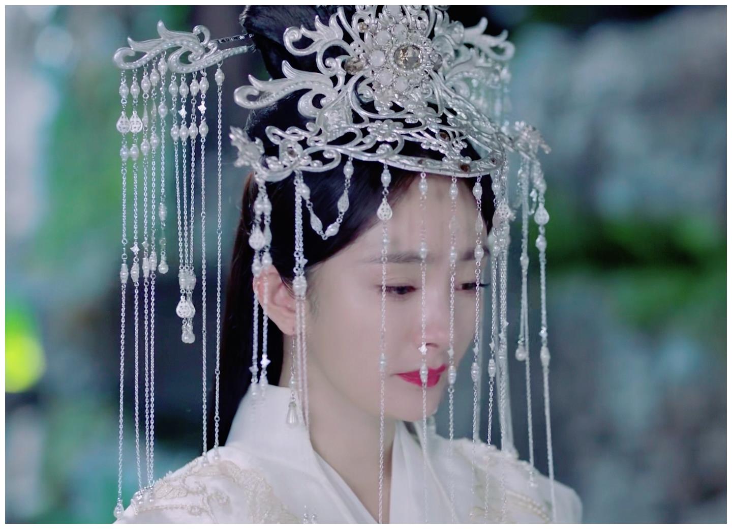 枕上书白浅绝美大婚杨幂穿华服气质出众