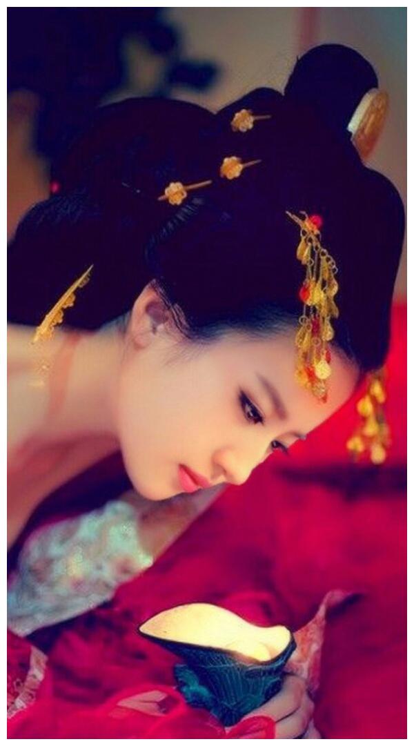 谁最适合演"妲己"?热巴,娜扎扛不住,刘亦菲才是"狐狸本精"