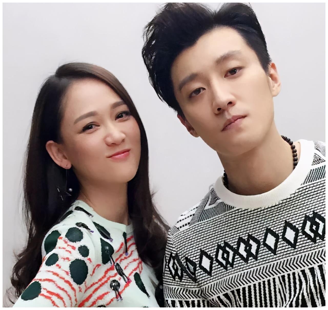 乔任梁离开四年后,陈乔恩恋情曝光一周年:"你是我的不可替代"