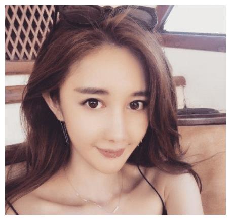 出道十多年从演员沦落到网红她被称为圈内最惨女明星