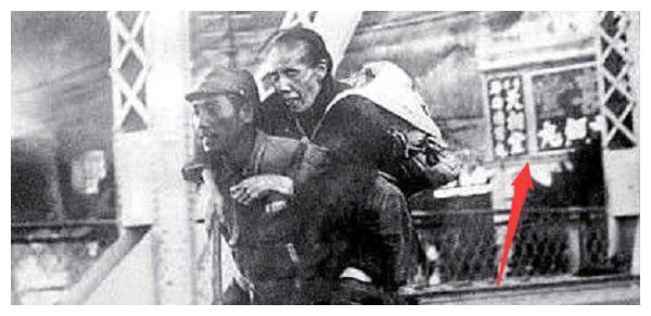 一张从日本教材中发现的图片,招来了中国人的大骂:恬不知耻!休闲区蓝鸢梦想 - Www.slyday.coM 一张从日本教材中发现的图片,招来了中国人的大骂:恬不知耻!休闲区蓝鸢梦想 - Www.slyday.coM