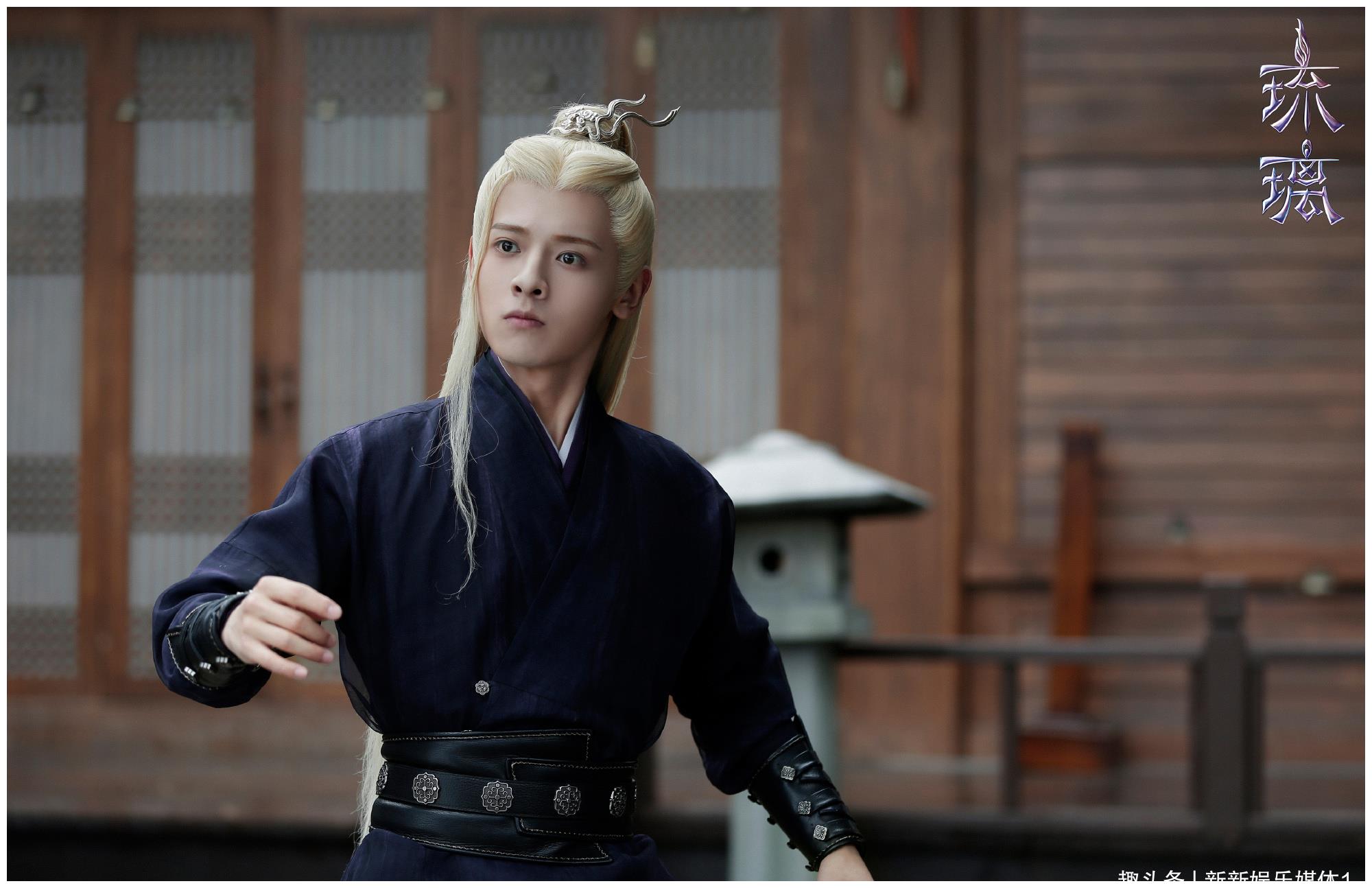 《琉璃》腾蛇火了!出道5年仍是素人,他和肖战才是共患难好兄弟