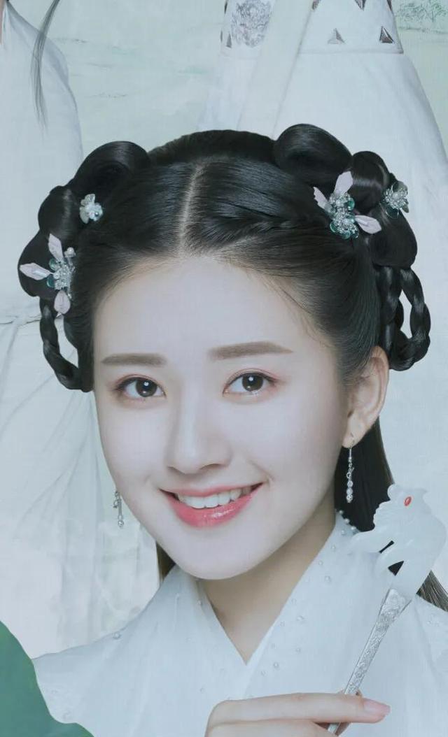 盘点那些漂亮的双平髻造型__财经头条