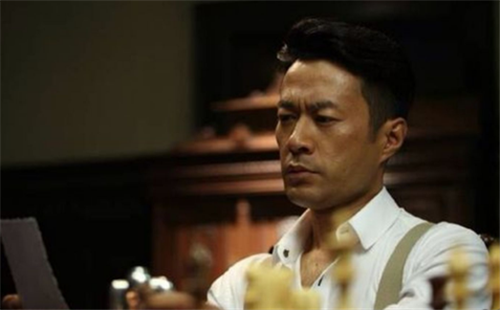 何以笙箫默:因旧情默笙选择以琛,你会选以琛还是应晖?__财经头条