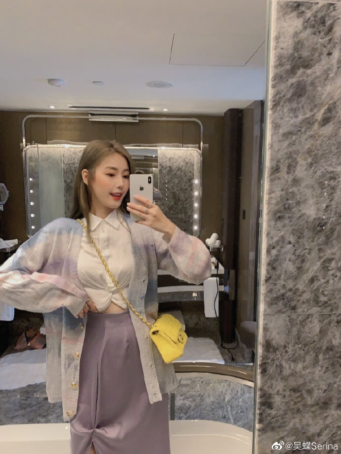 网红美女模特吴蝶迷人写真美照欣赏好可爱啊