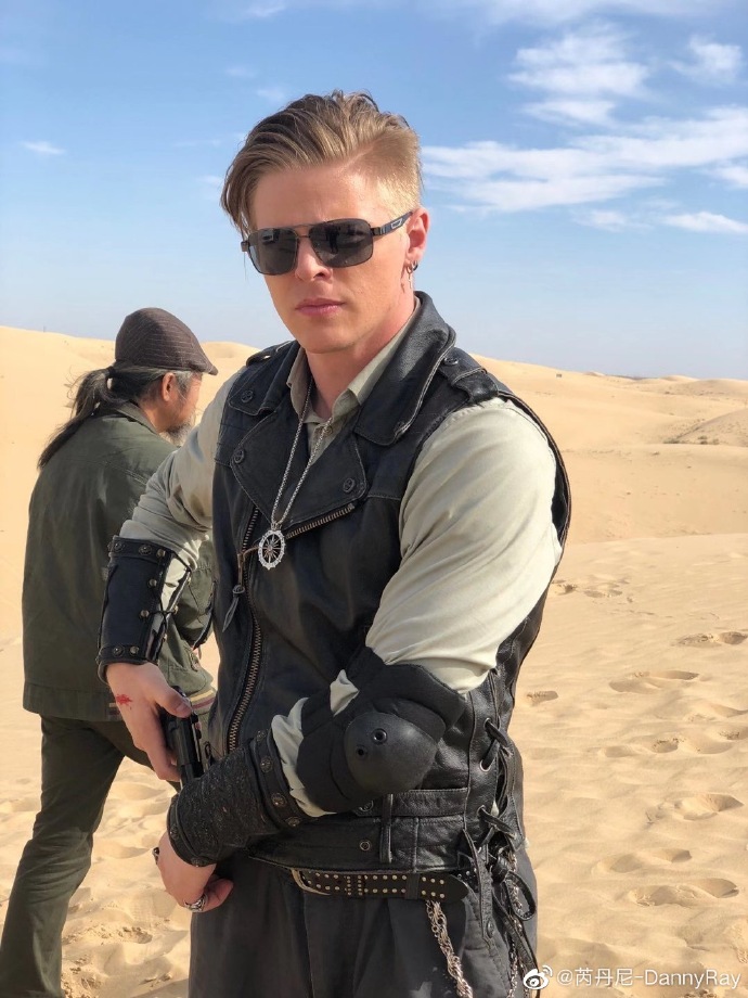 芮丹尼《东北狠人沙星星》饰演迈克 首次挑战商战反派