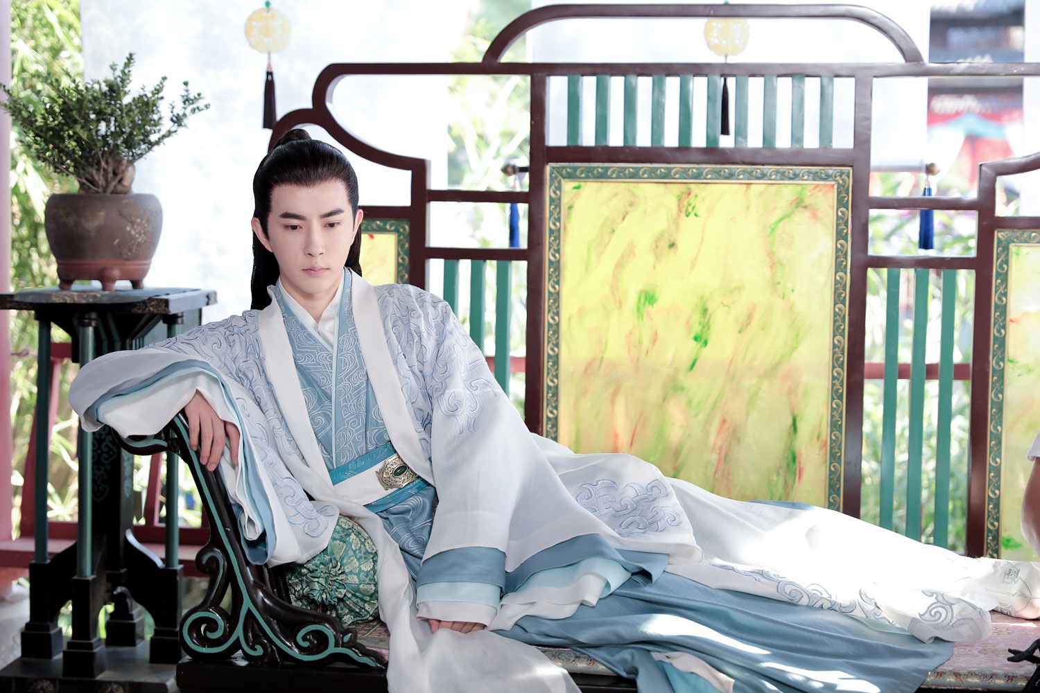 热播 于朦胧大飙演技哭戏感人|明月曾照江东寒|于朦胧|林放_新浪新闻