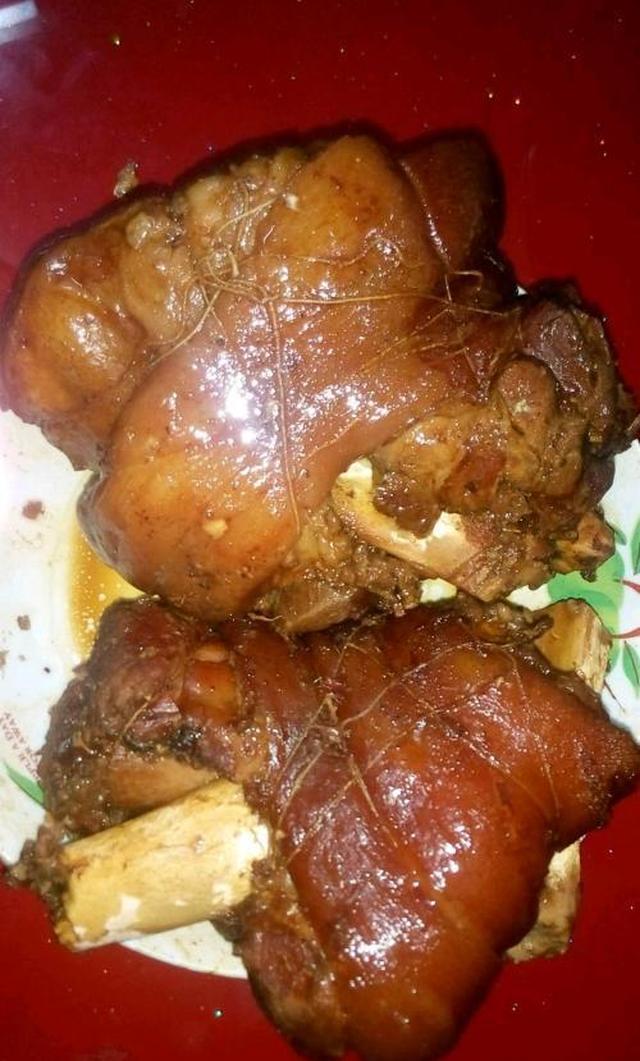 猪肘子怎么做?大厨:注意这两点,肥肉不腻,瘦肉不柴|猪肘子|肘子|大厨_