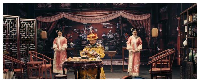 古代皇帝吃饭的时候，都有一个太监试菜，就不怕是慢性毒药吗？休闲区蓝鸢梦想 - Www.slyday.coM