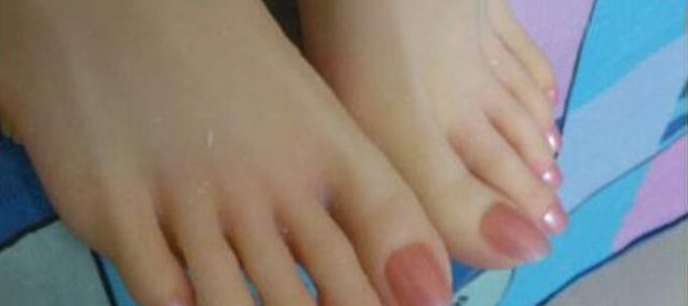 都知道杨幂有个杨臭脚的绰号那你们知道它是怎么来的吗