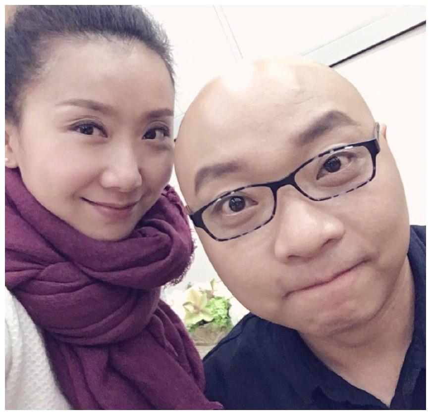 作为师兄的王凯总是对曾湉照顾有加,而曾湉也在学校对王凯的大学早有