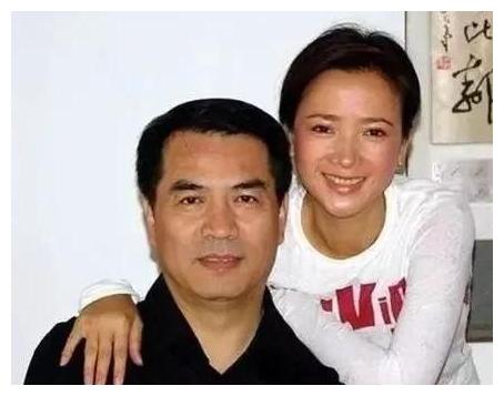 干部专业户廖京生对二婚患脑瘤的何晴不离不弃今过的怎样