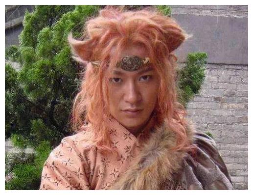 4个版本的哮天犬,前3个都是在模仿,最后一位被人夸奖__财经头条