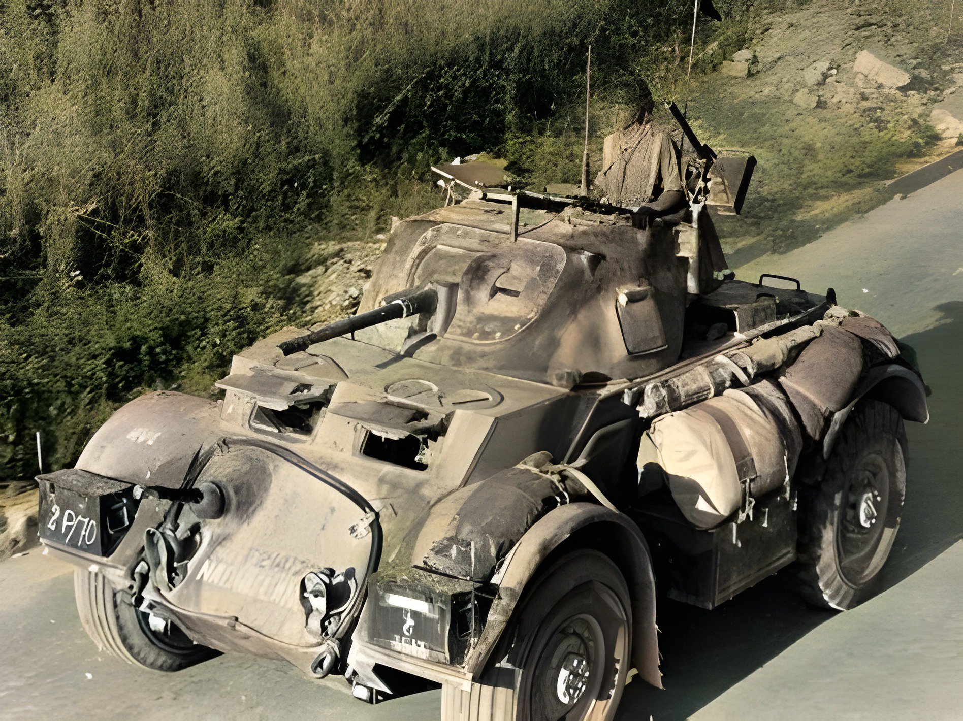 二战轮式装甲车老照片