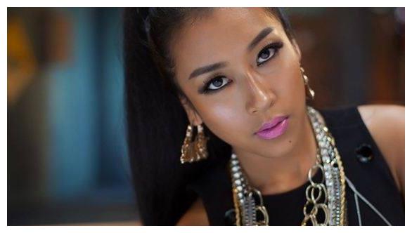 娱乐圈肤色黑的五大女星四个绝对是女神最黑的她美成黑珍珠