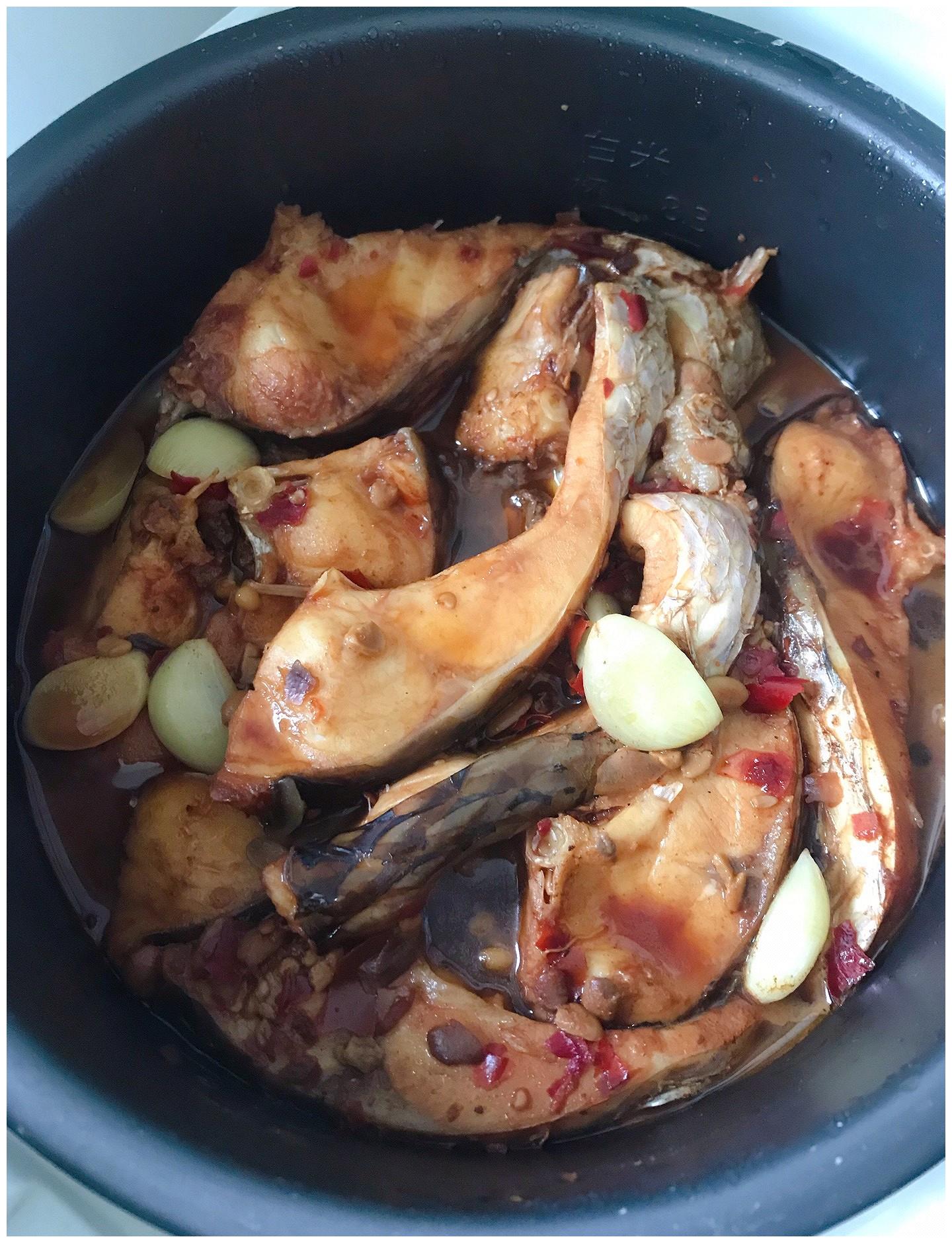 电饭煲焖鱼的做法
