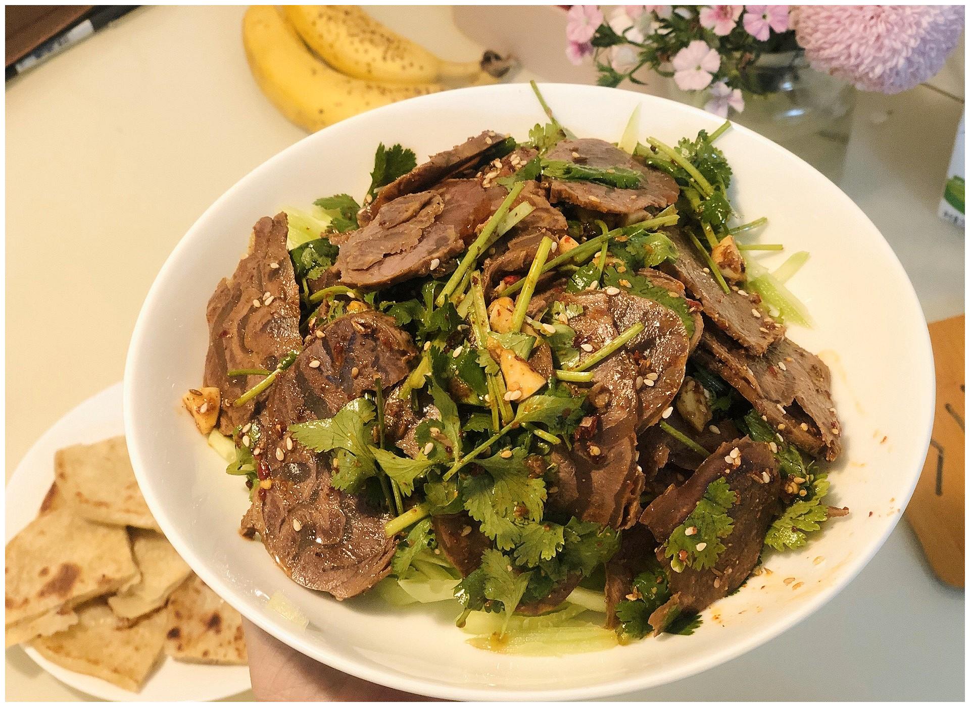 下酒菜:凉拌卤牛肉