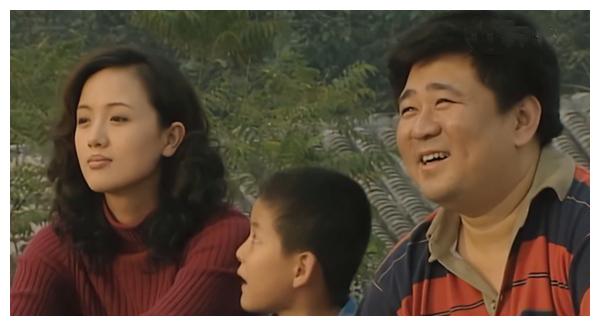 但如果说她就是《贫嘴张大民的幸福生活》中,张大民的媳妇"李云芳"