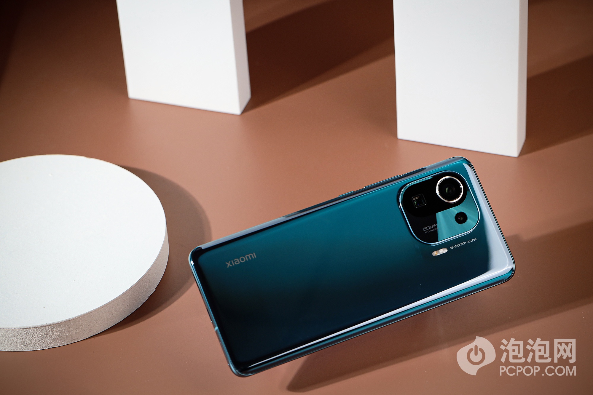 无短板的性能旗舰 小米11 pro手机外观图赏