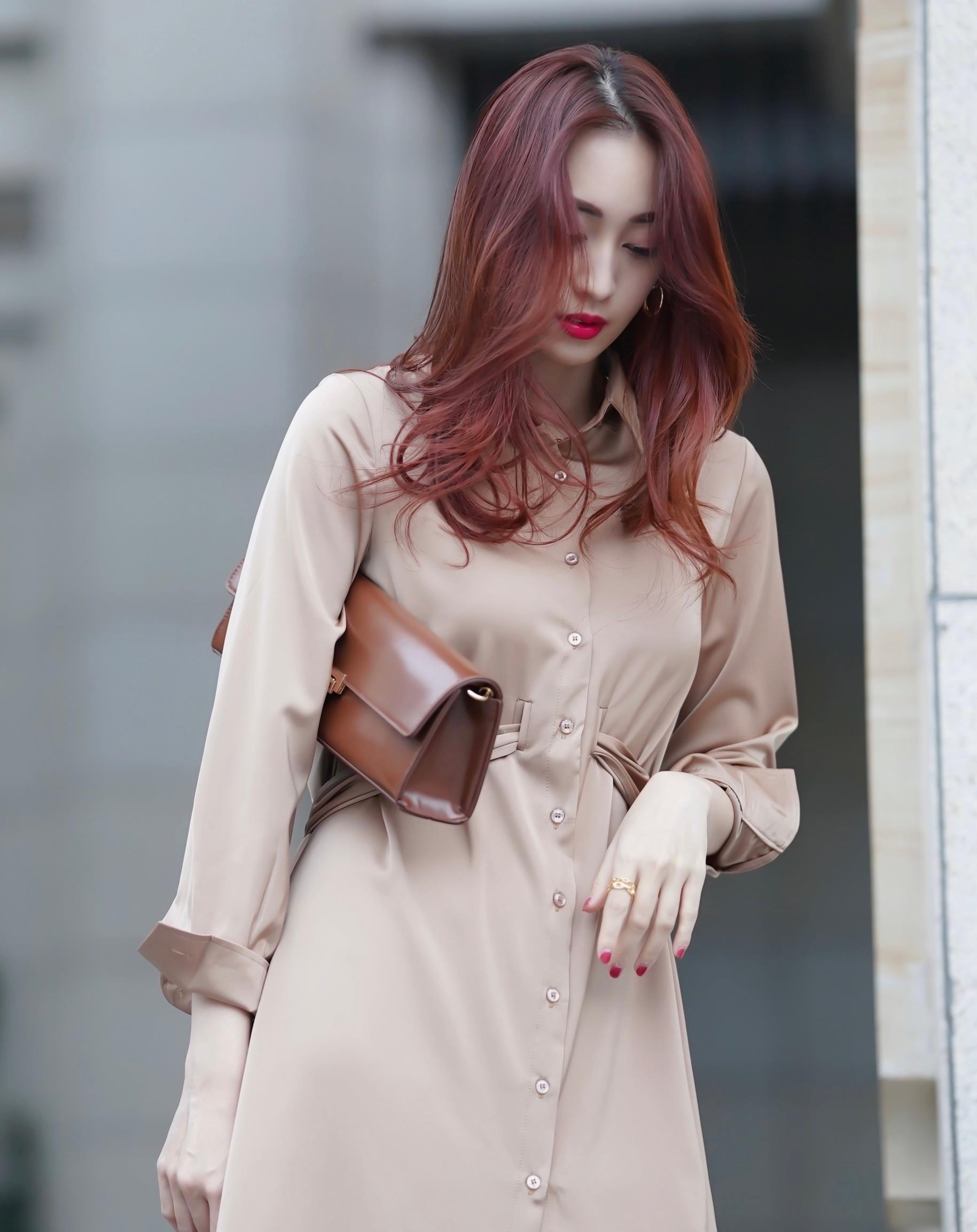 谭乔尹时装写真,气质优雅,时尚靓丽