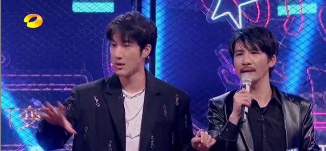 王力宏变王老师?在网上教唱歌,亲自回答学生问题并熬夜改作业休闲区蓝鸢梦想 - Www.slyday.coM 王力宏变王老师?在网上教唱歌,亲自回答学生问题并熬夜改作业休闲区蓝鸢梦想 - Www.slyday.coM