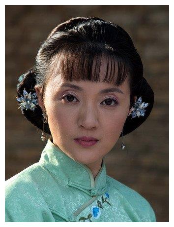 小品公主金玉婷曝春晚行规前途尽毁47岁靠礼佛救赎自己