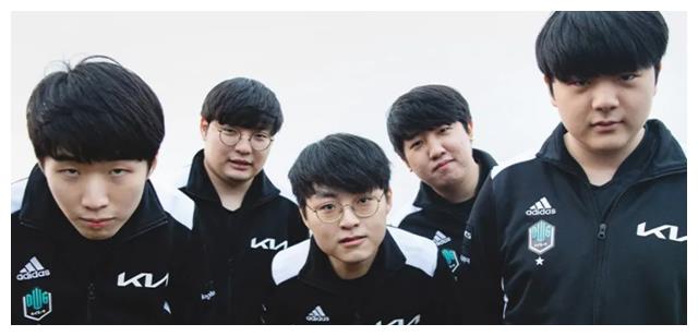 看到EDG和RNG八强交手,beryl直接笑出声,DK选手还嘲讽LPL?休闲区蓝鸢梦想 - Www.slyday.coM 看到EDG和RNG八强交手,beryl直接笑出声,DK选手还嘲讽LPL?休闲区蓝鸢梦想 - Www.slyday.coM