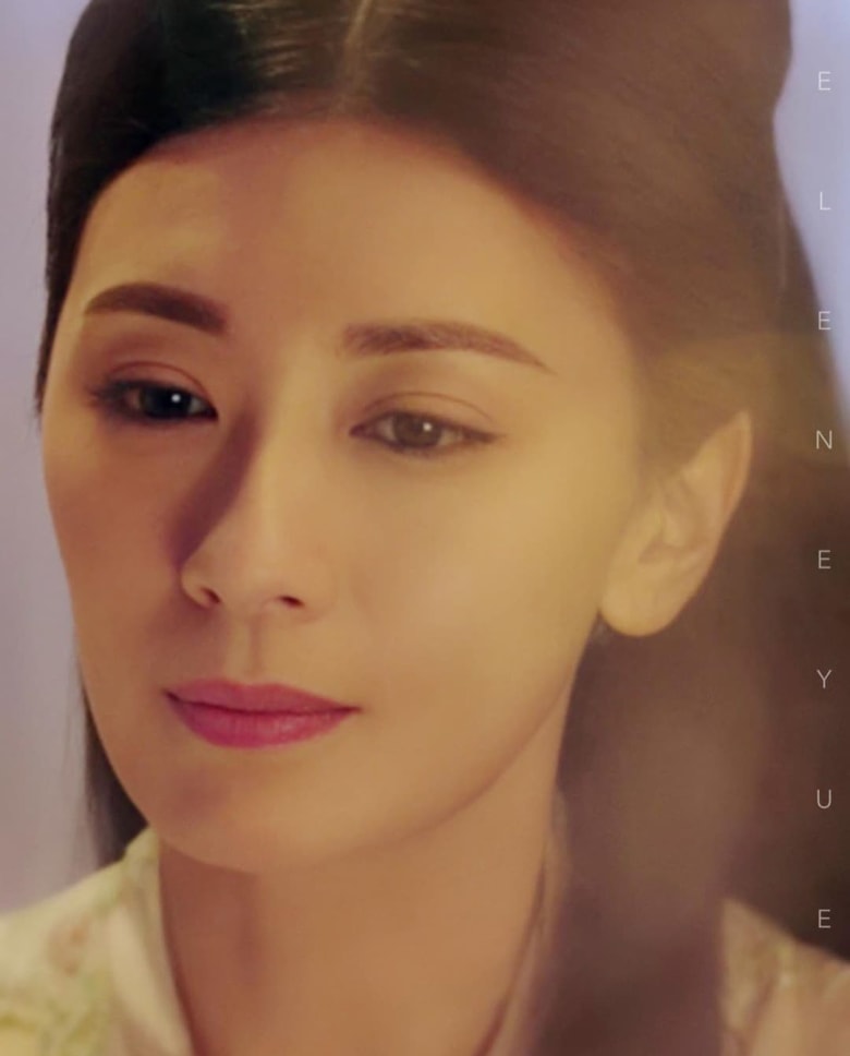 贾静雯再披上古装 "万贵妃"造型美炸