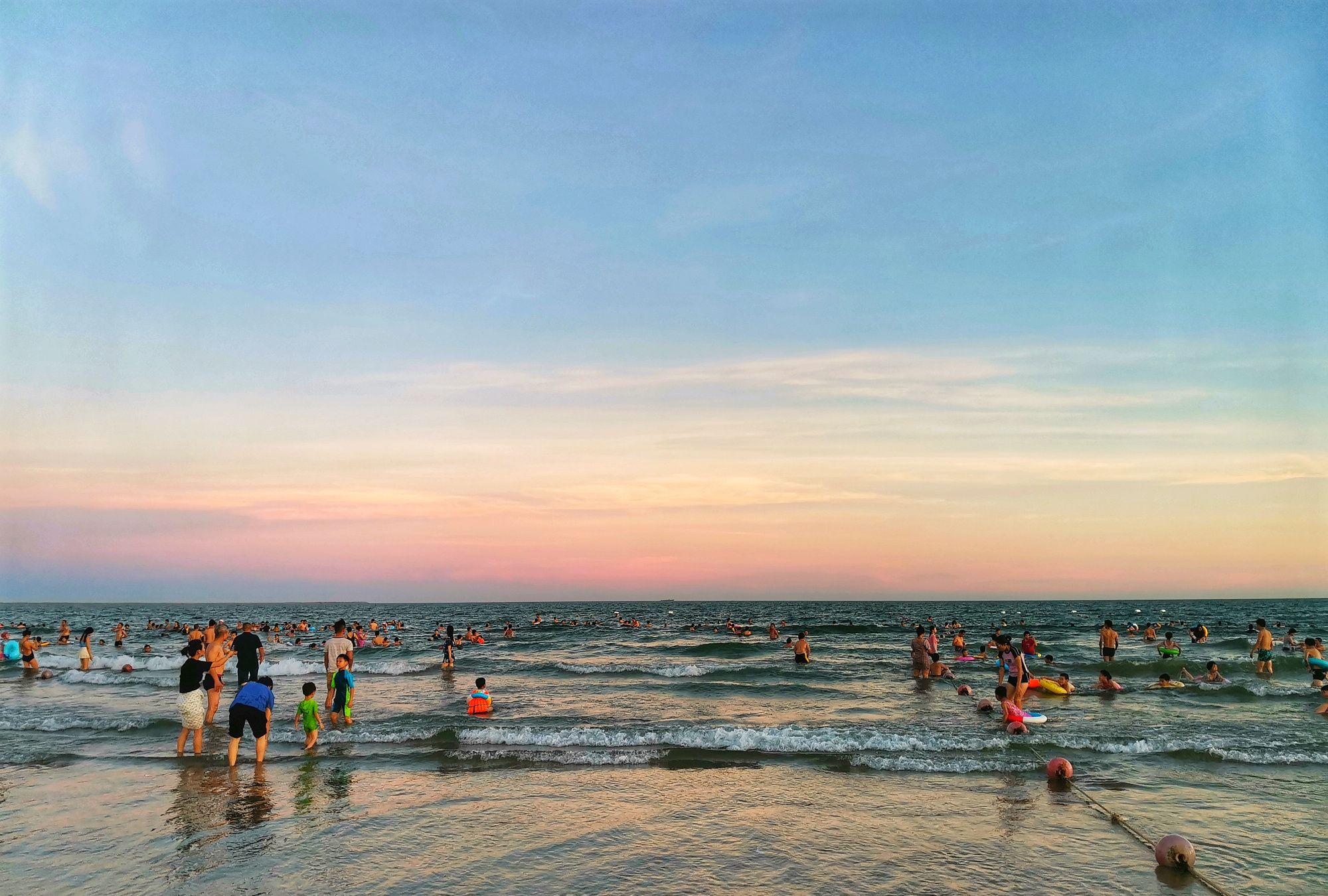 0元打卡汕头最原生态的海滩,一到夏天便挤满游客,你去过吗?