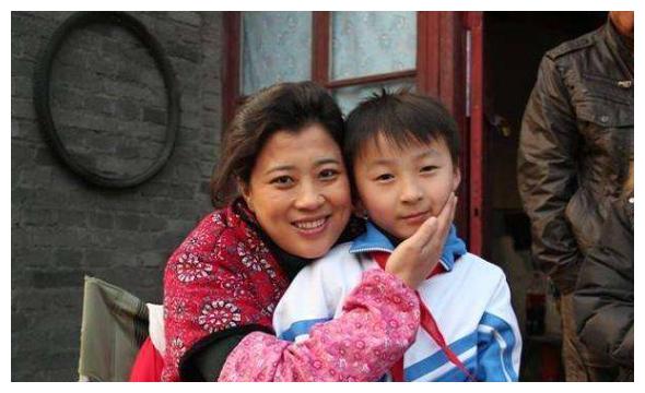 小品皇后高秀敏,离世后留给女儿巨额遗产,看房子就知道有多豪