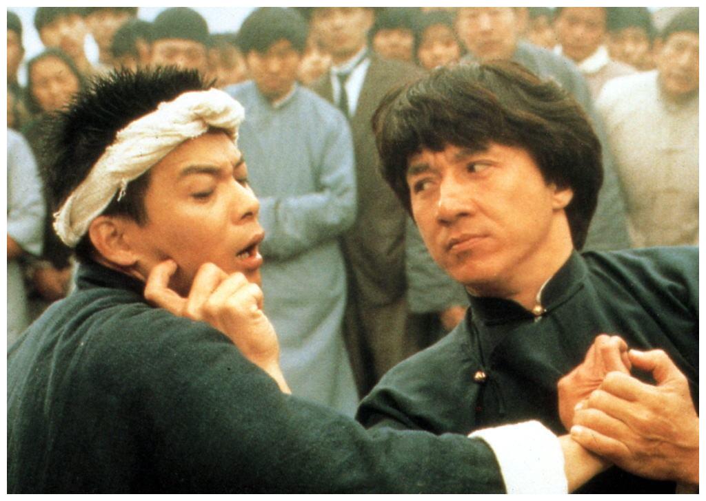 《醉拳2》幕后冷知识:未公映的结局,黄飞鸿片尾酒精中毒变傻子